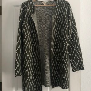Gorgeous green mid-thigh cardigan